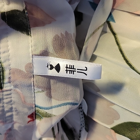 Sheer Floral Print Blouse - Picture 6 of 13